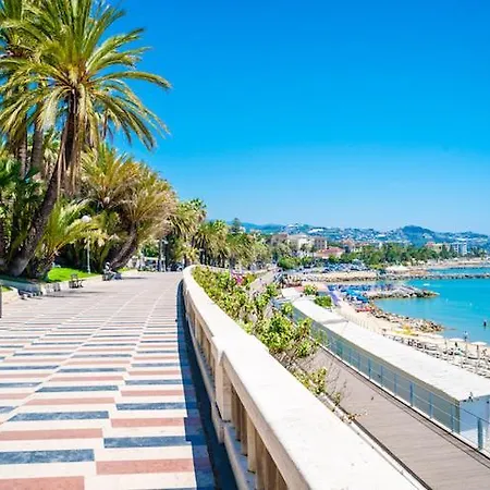 Casa Tramontina Parking Included * San Remo